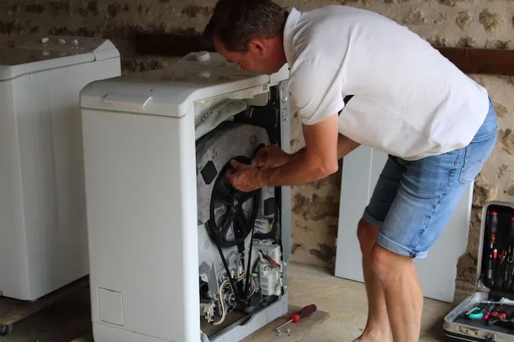 Intervention de dépannage électroménager personnalisé à domicile Intervention de dépannage électroménager personnalisé à domicile